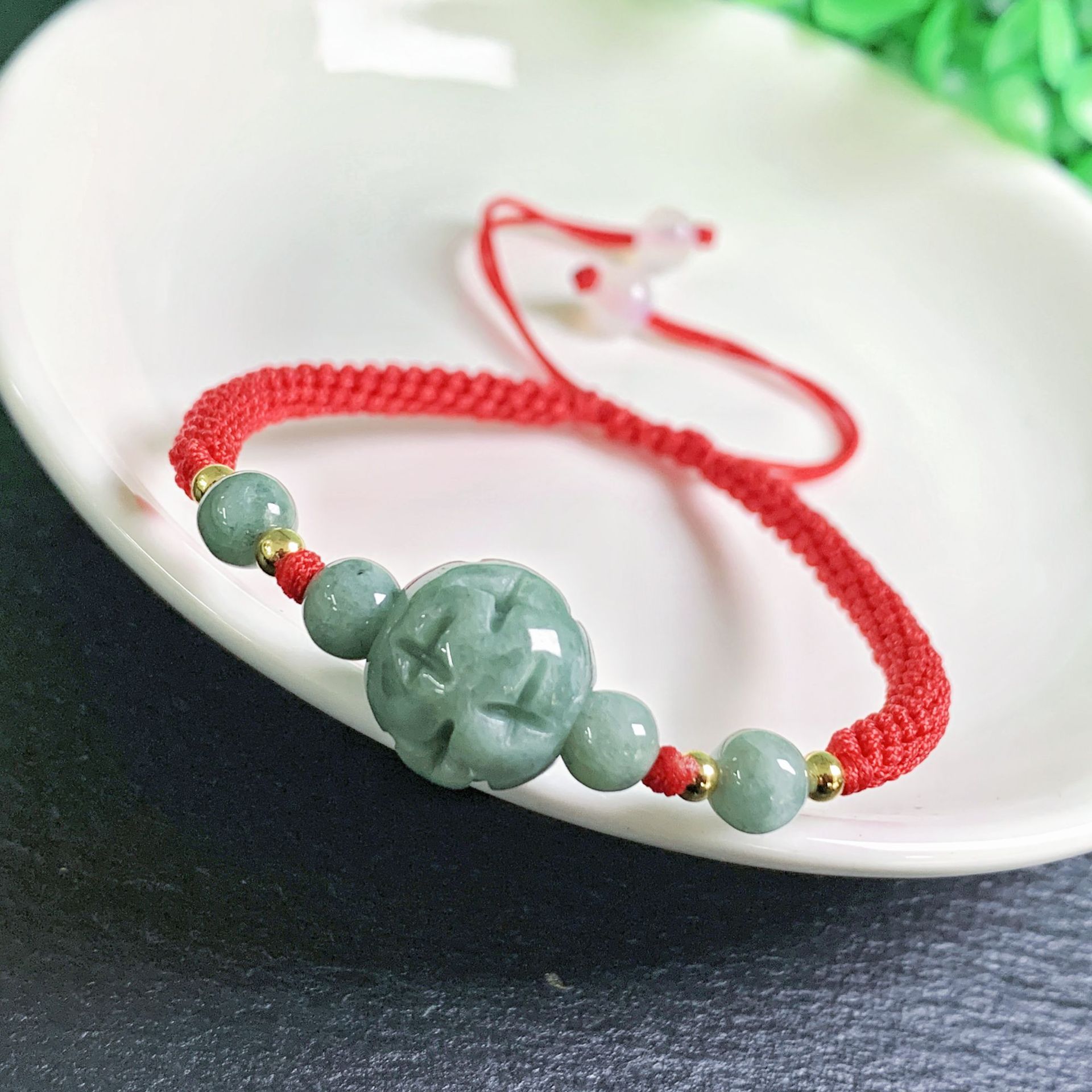 Beading - A Myanmar Jadeite Carve Bead Bracelet